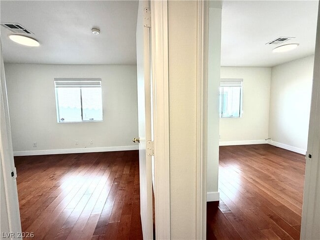 Photo - 920 Rockview Dr Unit 101