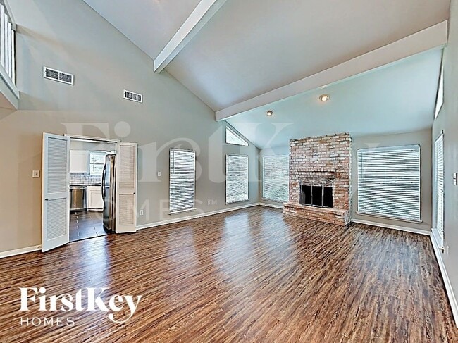 Photo - 7451 Tunbury Ln