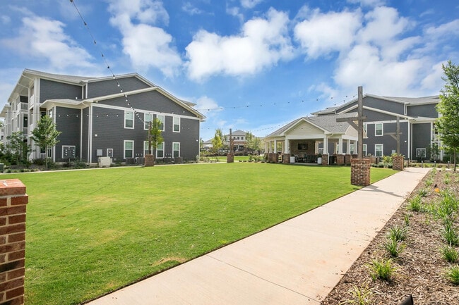 The Shoals apartments — community photo