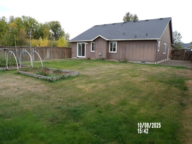 Photo - Spacious 3 bed 2 bath private cul-de-sac