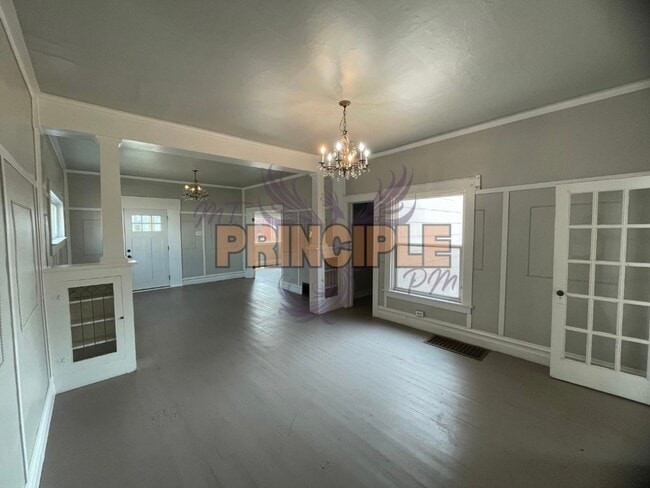 Photo - 735 Placer St