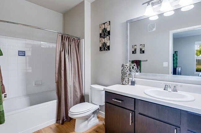 Photo - Encore Memorial