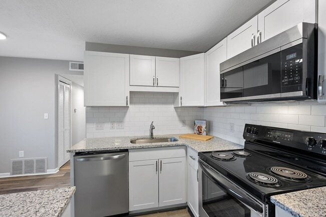 Photo - 8Ninety at Loveland