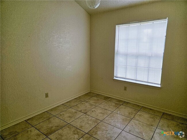 Building Photo - 113 Guadalupe River Dr Rental
