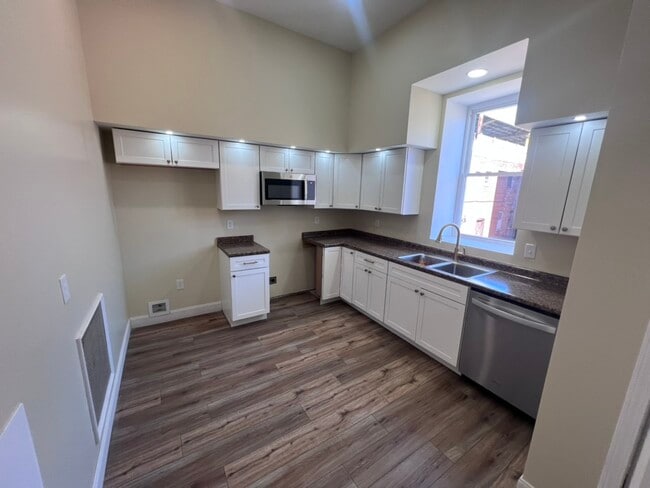 Photo - 1314 11th Ave Unidad 3rd Floor Rear