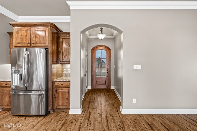 Photo - 201 Roanoke Cir