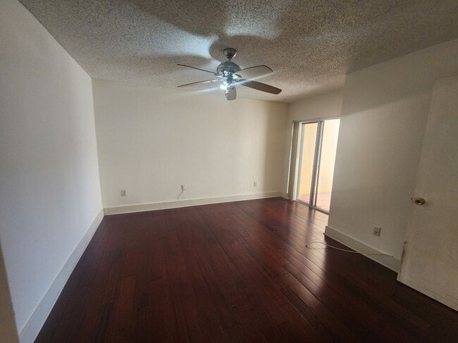 Photo - 11810 SW 80th St Unit 216