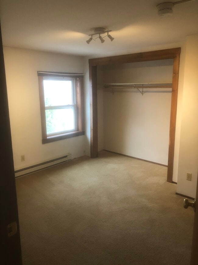 Photo - Johnson Lower East Unit 3