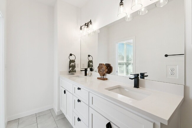 Photo - Fully Furnished Home in Broken Arrow