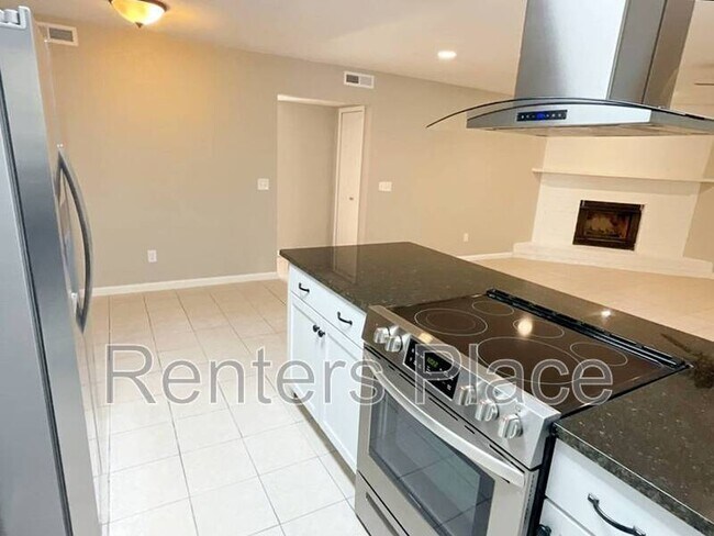 Photo - 1001 SW 101st St