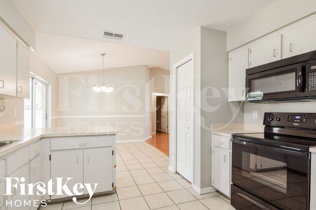 Photo - 7901 Sioux Ln