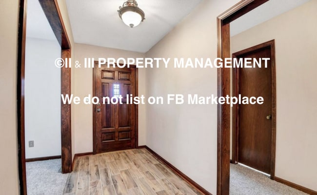 Photo - 11630 Oak St