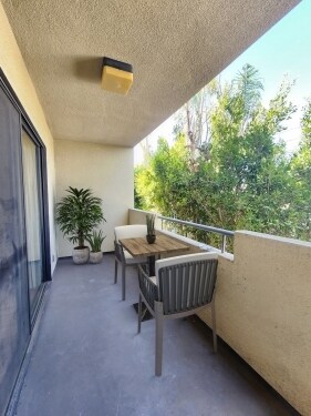 Photo - 2120 Bentley Ave