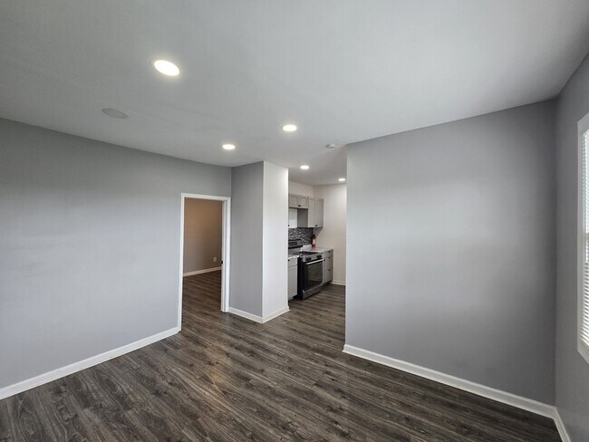 Photo - 9340 Moffat Ave