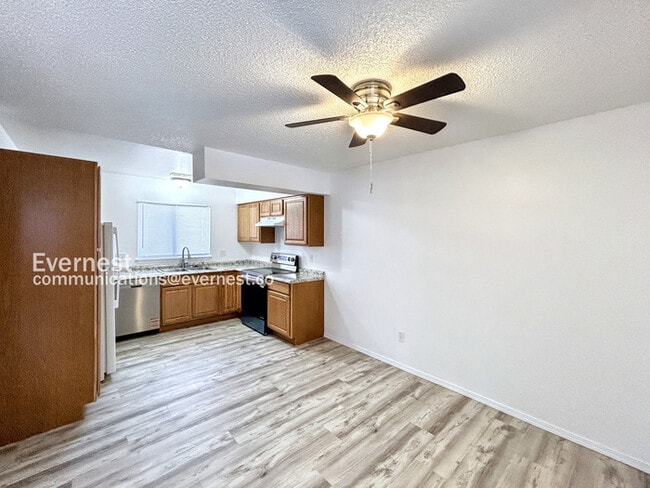 Photo - 1120 Yuma St Unit D