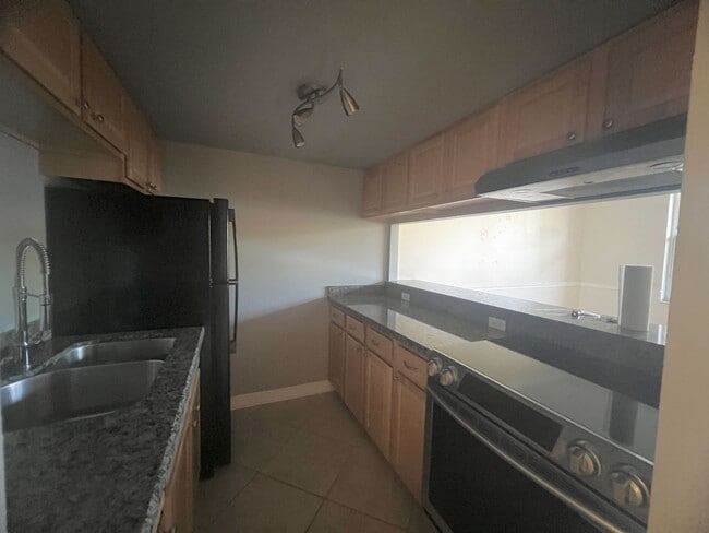 Photo - 1131 SE 4th St