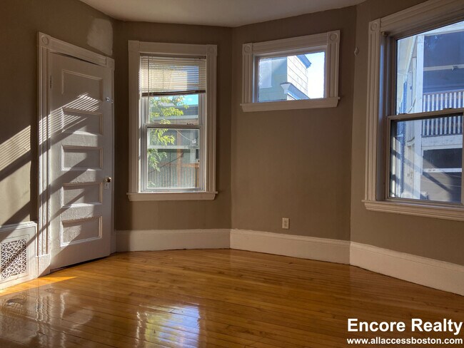 Photo - 1 Parker Hill Terrace Unit 3