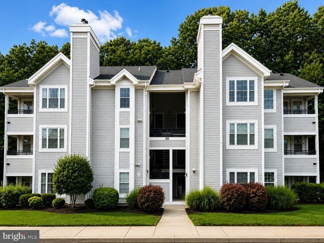 Building Photo - 604 Moonglow Rd Unit 102