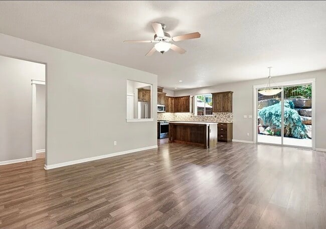 Photo - 63195 Black Powder Ln
