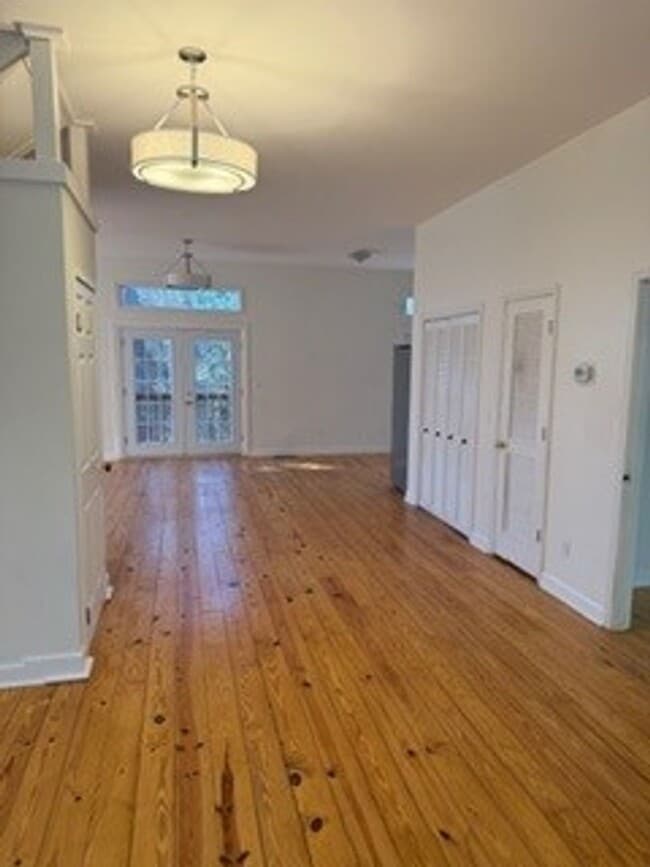 Photo - WELCOME TO MAYRIVER ROAD NO HOA