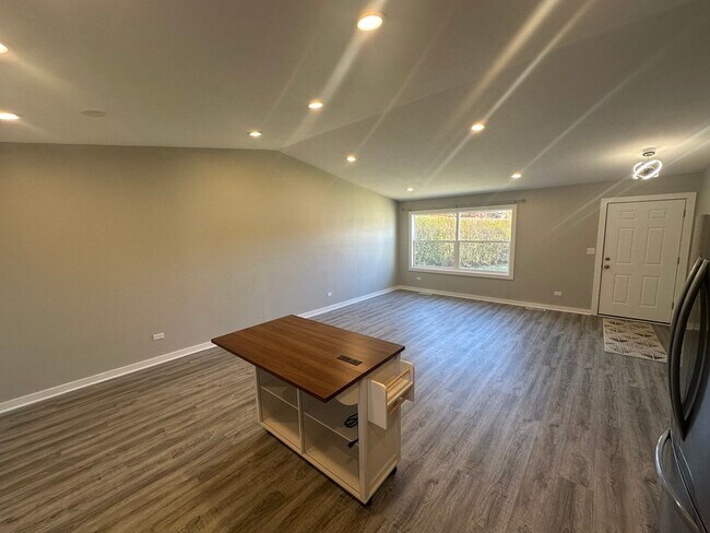 Photo - 1301 Lizabeth Ln