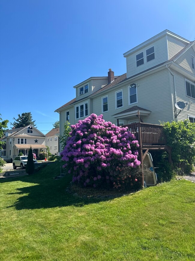 Photo - 19 Mattson Ave Unidad 19 Mattson