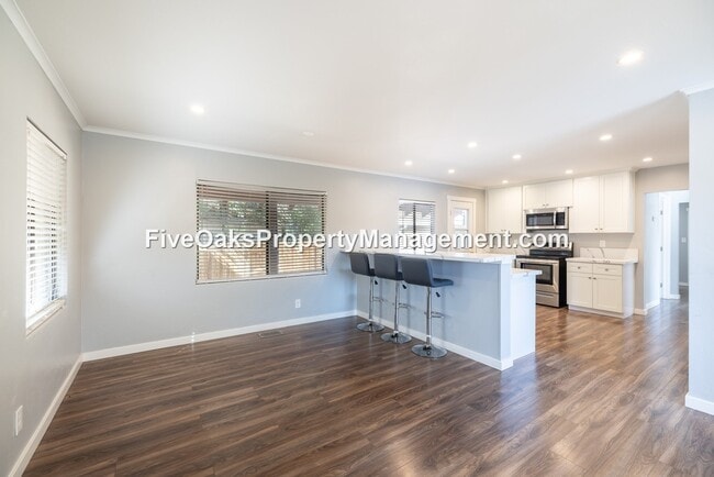 Photo - 252 Folsom Rd