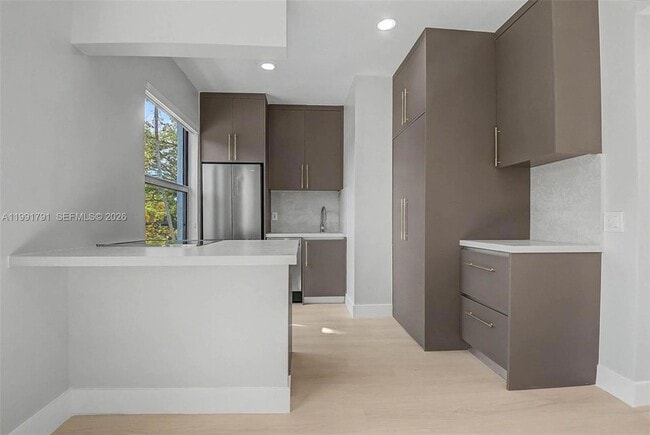 Photo - 694 NE 76th St Unit 6