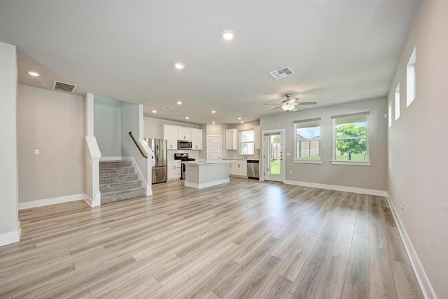 Photo - 7203 Travertine Spring Dr