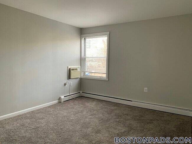 Photo - 9 Bronsdon St Unit 5B-E