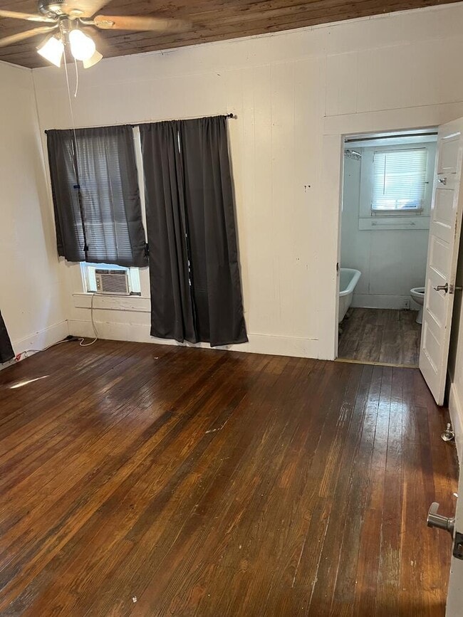 Photo - 818 Wheless Ave