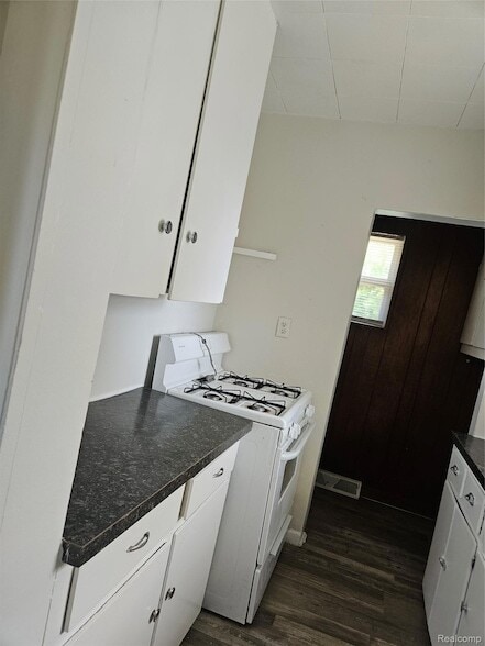 Photo - 2032 Utley Rd