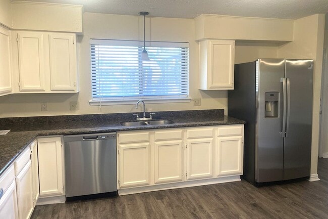 Photo - 1819 Pilgrims Point Dr