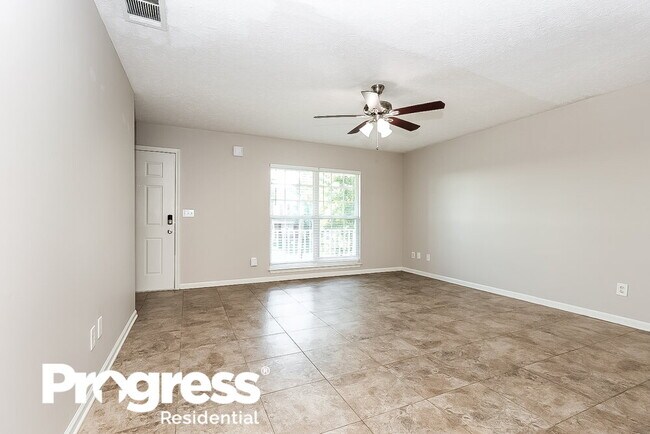 Photo - 170 Dreville Dr