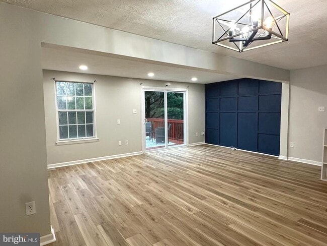 Photo - 31 Stoneshire Dr