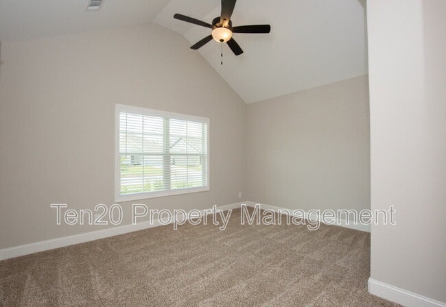 Photo - 9827 Yellow Pine Rd