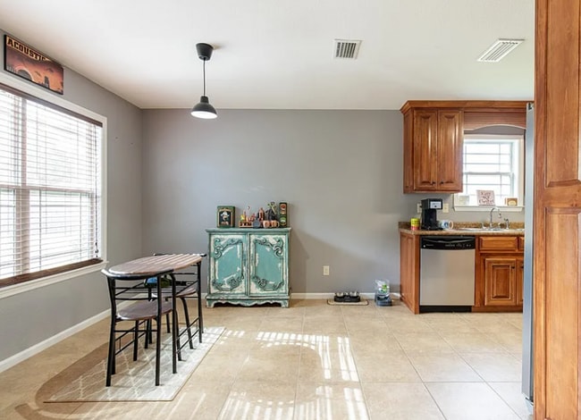 Photo - Spacious 3-Bedroom Home with Covered Porch...