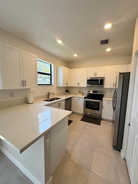 Building Photo - 5442 SW 14th Ct