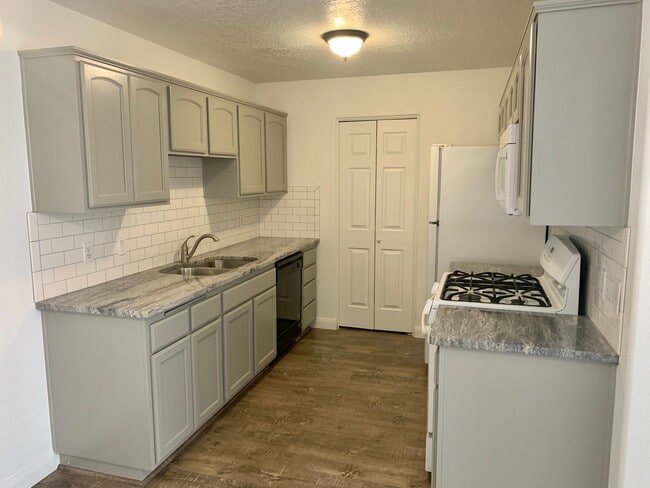 Photo - 2 Bed Townhome