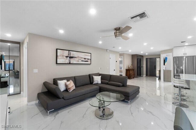 Photo - 659 108th Ave N