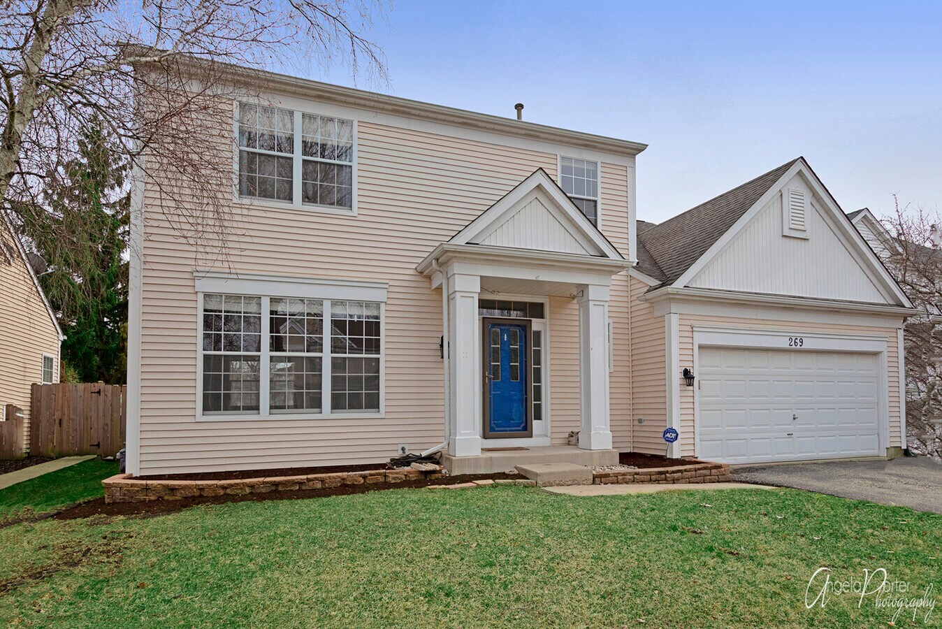 Photo - 269 Carters Grove Ct Casa