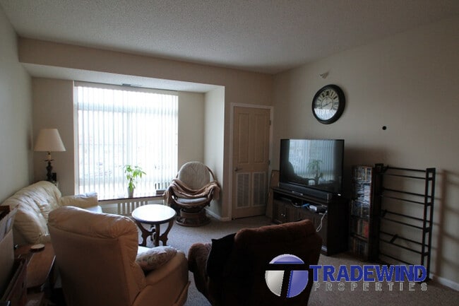 Photo - 649 Old Highway 8 NW Unit 238