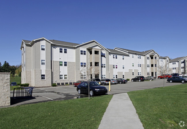 University Gate - University Gate Apartments