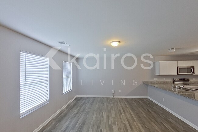 127 Village Creek Dr