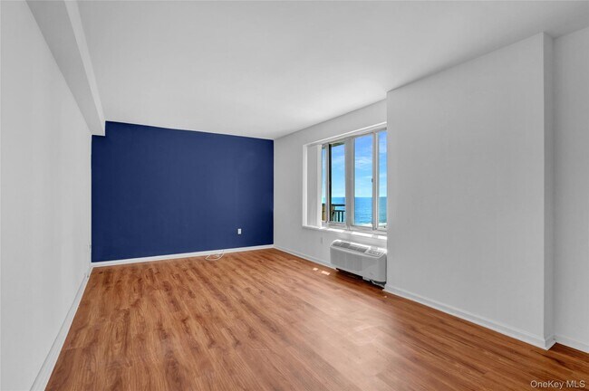 Photo - 100 W Broadway Unit 6Q