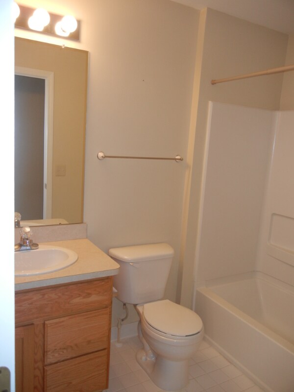 39471 Springwater Dr Condo Condo for Rent in Township of Northville, MI