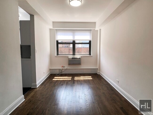 Photo - EAST 69 STREET Unit 11J