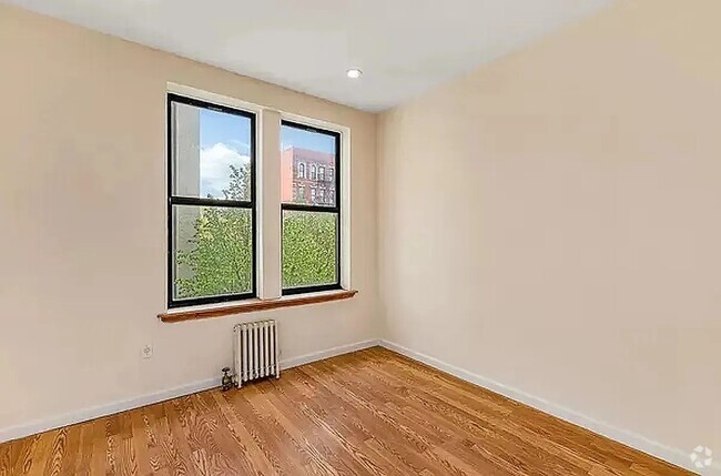 Building Photo - 619 E 5th St Unit 28 Rental