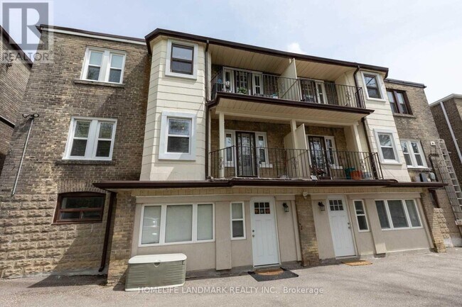 Photo - 105 Chatsworth Dr Unit 3