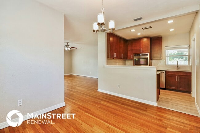 Photo - 614 Brookside Dr